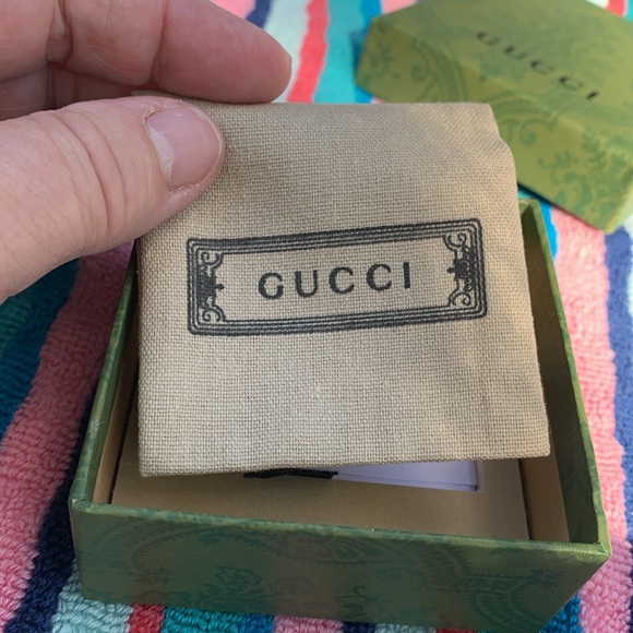 NWOT All Inclusive Set Gucci Hoops!!! - Picture 7 of 8